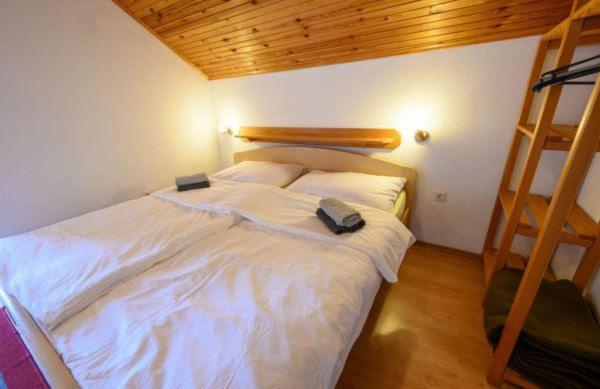 Guesthouse Mirko Hodak Seliste Dreznicko Luaran gambar